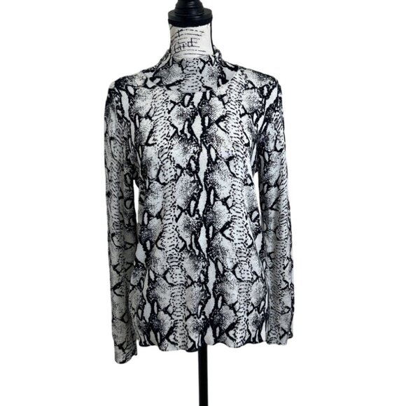 525 America Women's Size M Top Long Sleeve Sweater Mock Neck Beige Black Print - Picture 1 of 8